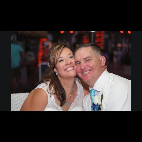 Meet your Posher, Wendy - Picture 1 of 1